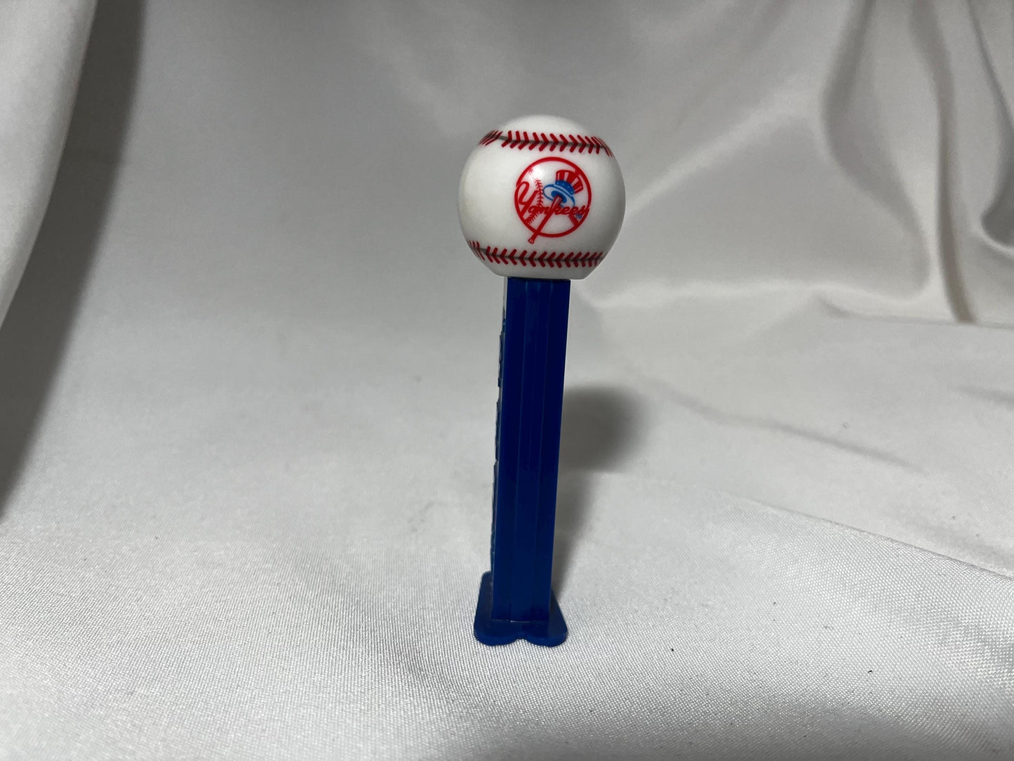 Vintage New York Yankees Pez Dispenser, Nostalgic Candy Holder, Collectible Baseball Gift