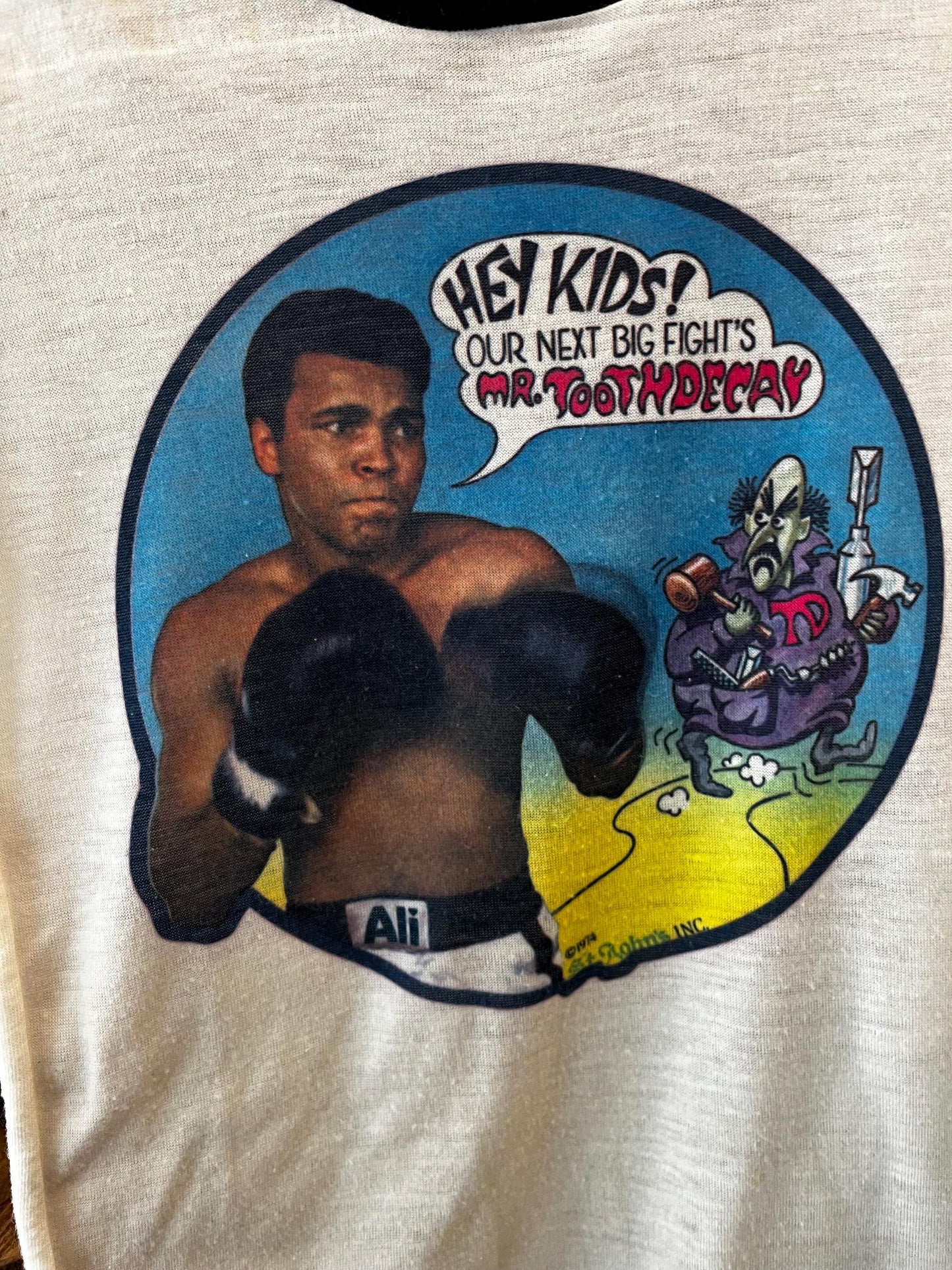 Muhammad Ali Vs. Tooth Decay Kids Tee, Sports Graphic Shirt, 1974 Vintage T-shirt, Child's Boxing Apparel