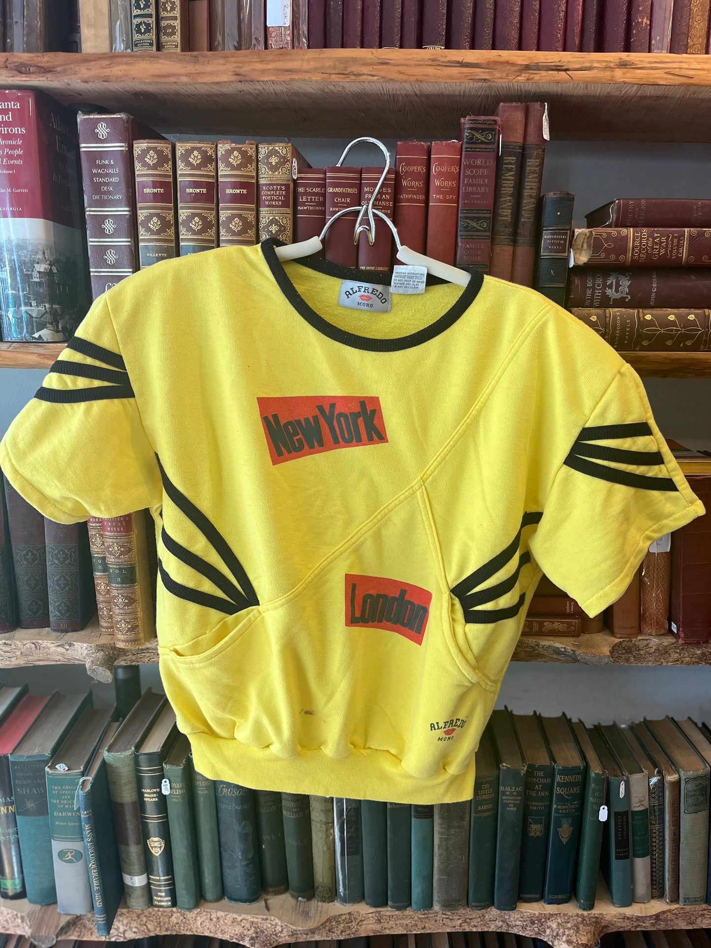 Vintage Alfredo Moro Sweatshirt Tee, 80s Fashion Shoulder Pads, Pockets, Retro Shirt