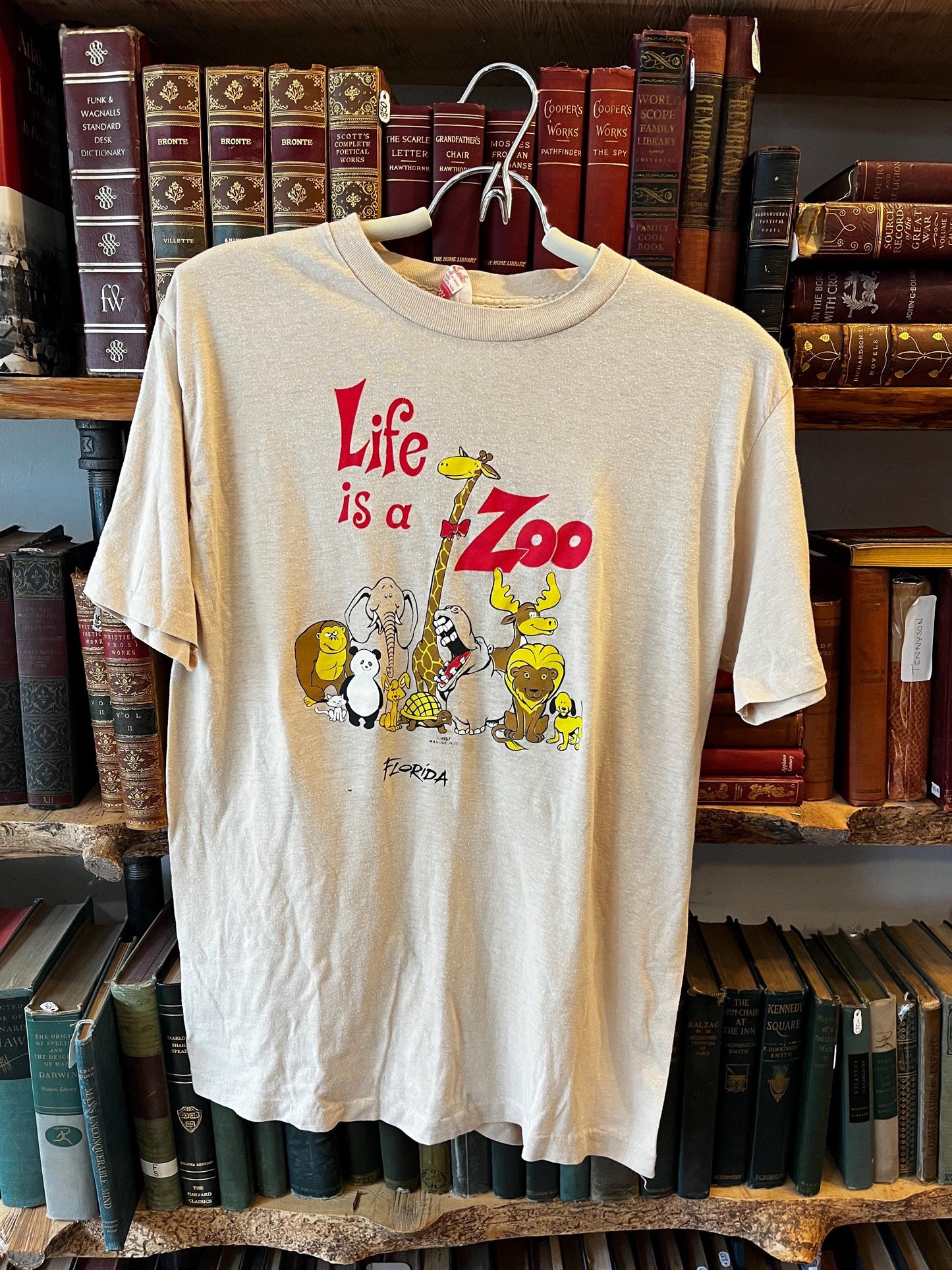 Vintage Life is a Zoo Florida Tee 1987, Graphic T-shirt, Retro 80s Fashion Shirt, Animal Lover Gift