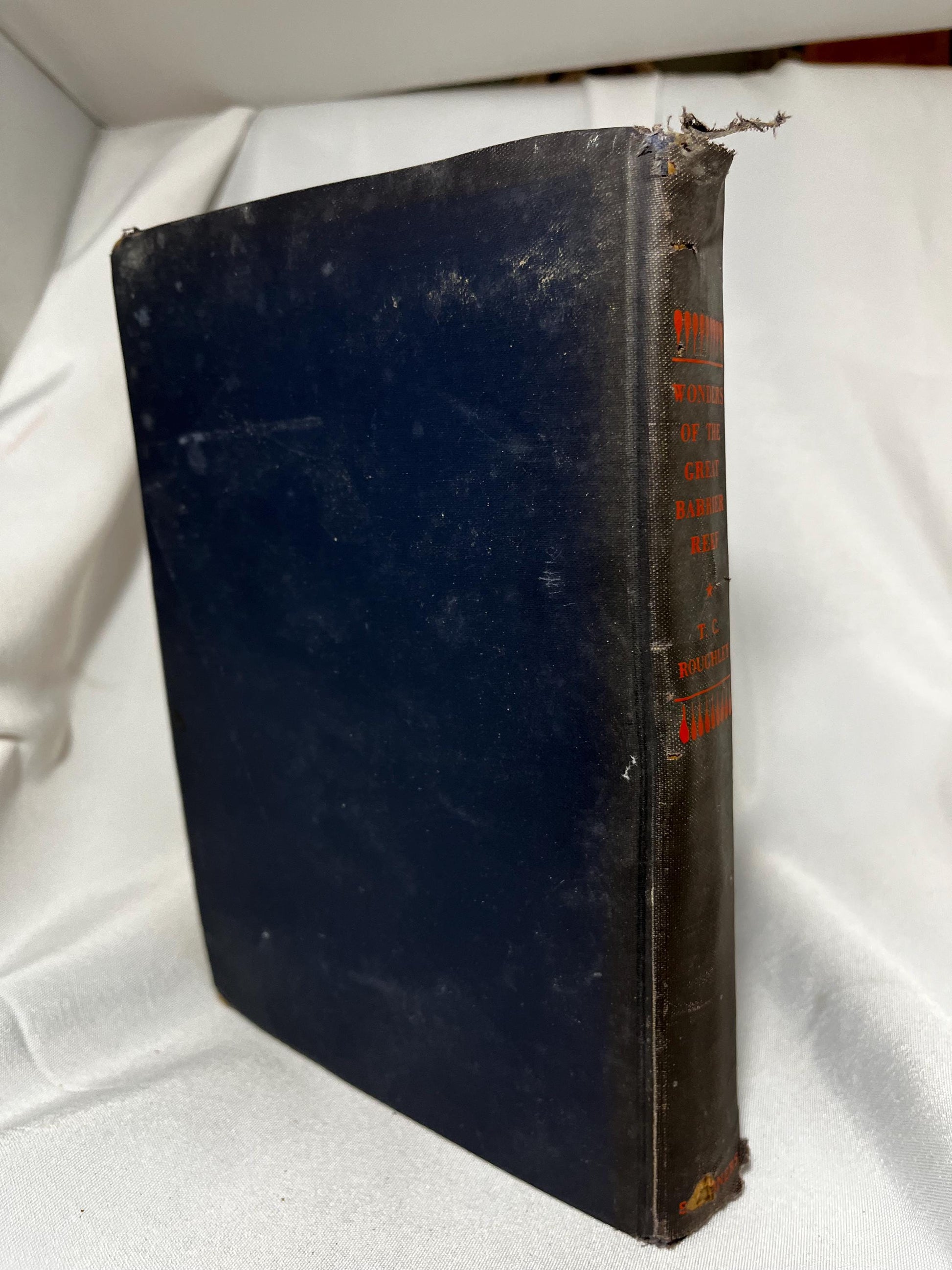 Vintage Wonders of the Great Barrier Reef Book, TC Roughley 1947 First Edition, Hardcover Marine Biology Australia