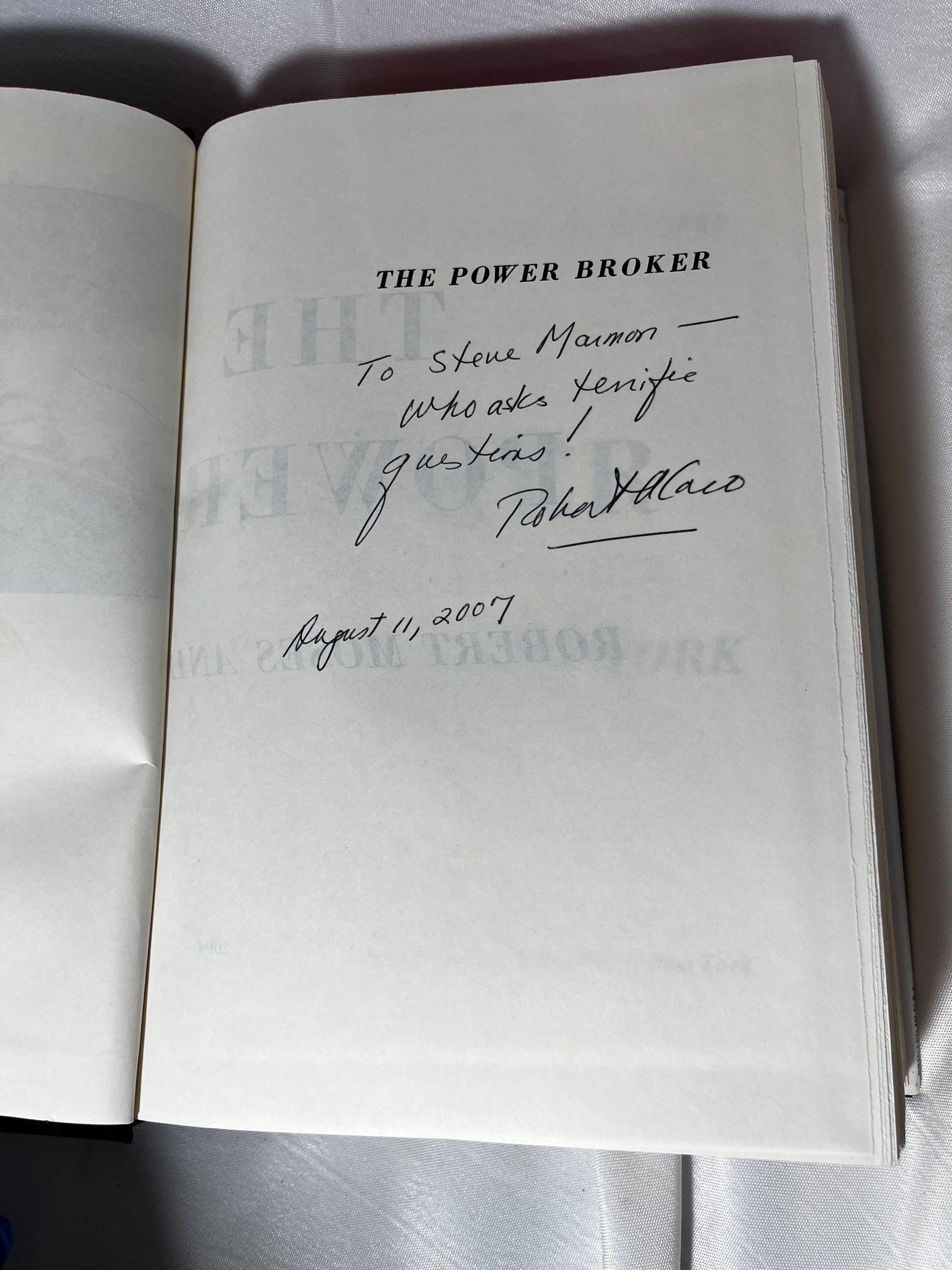 SIGNED The Power Broker: Robert Moses and the Fall of New York by Robert Caro 20th Century Biography Book