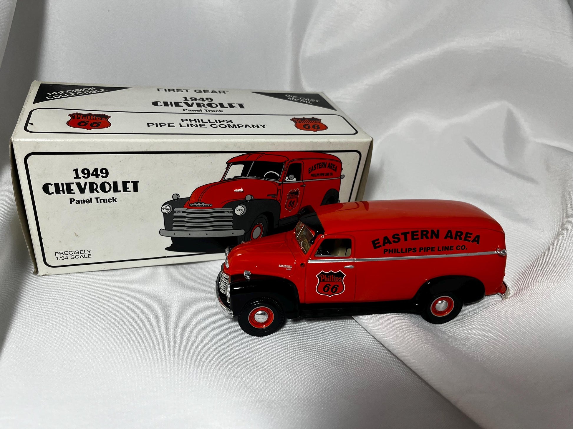 1949 Chevy Panel Truck Die Cast 1/34 Scale Chevrolet Model Car