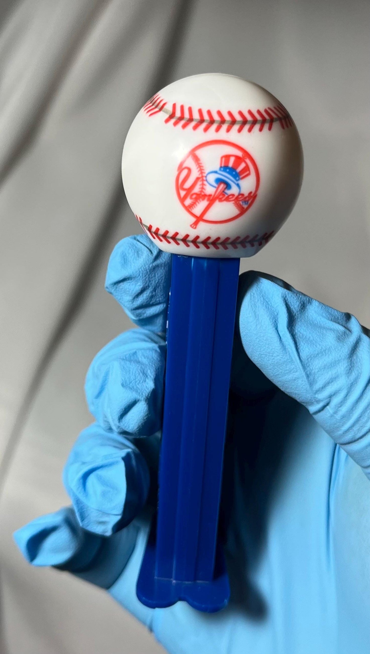 Vintage New York Yankees Pez Dispenser, Nostalgic Candy Holder, Collectible Baseball Gift