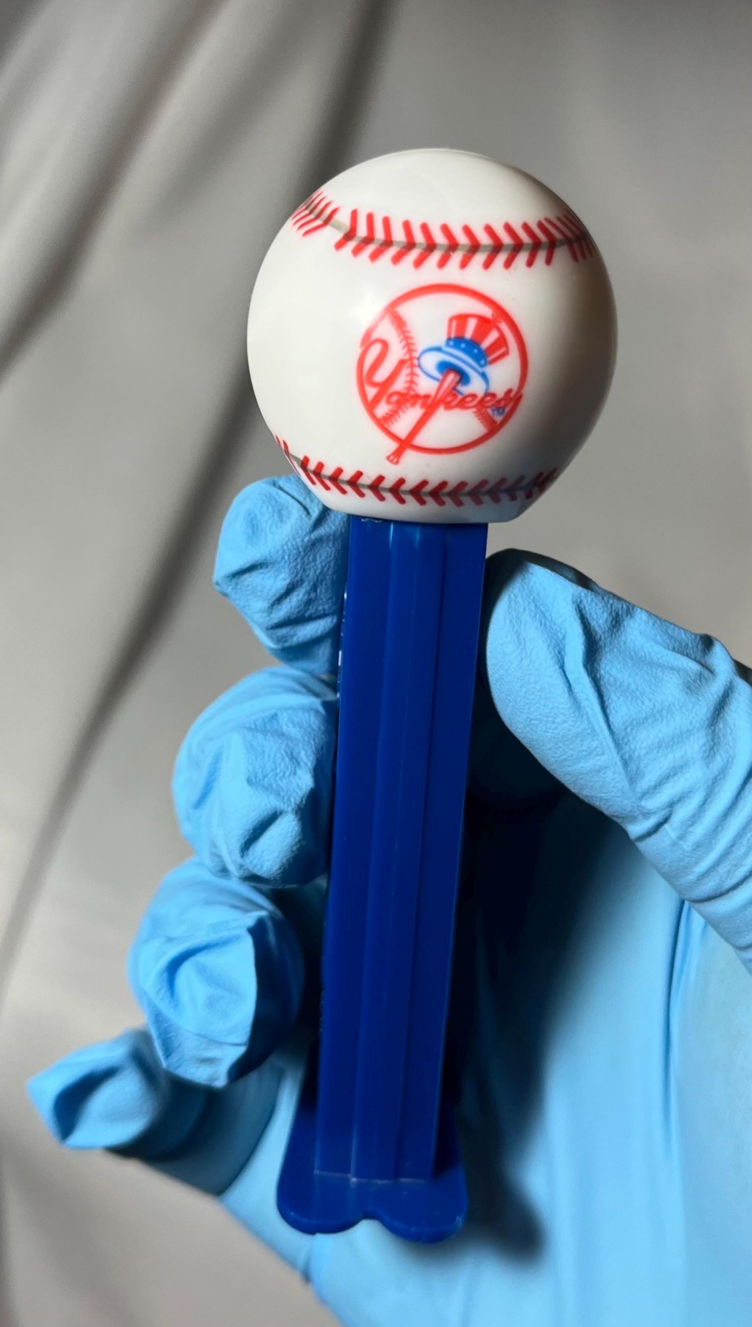 Vintage New York Yankees Pez Dispenser, Nostalgic Candy Holder, Collectible Baseball Gift