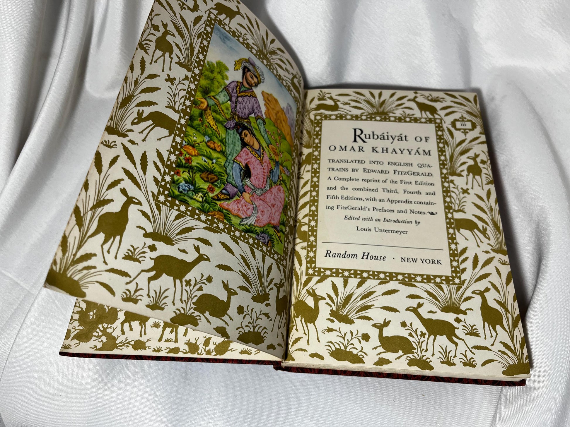 Rubáiyát of Omar Khayyám 1947 Hardcover, Edward FitzGerald Translation, English US Edition, 13th Century Poetry