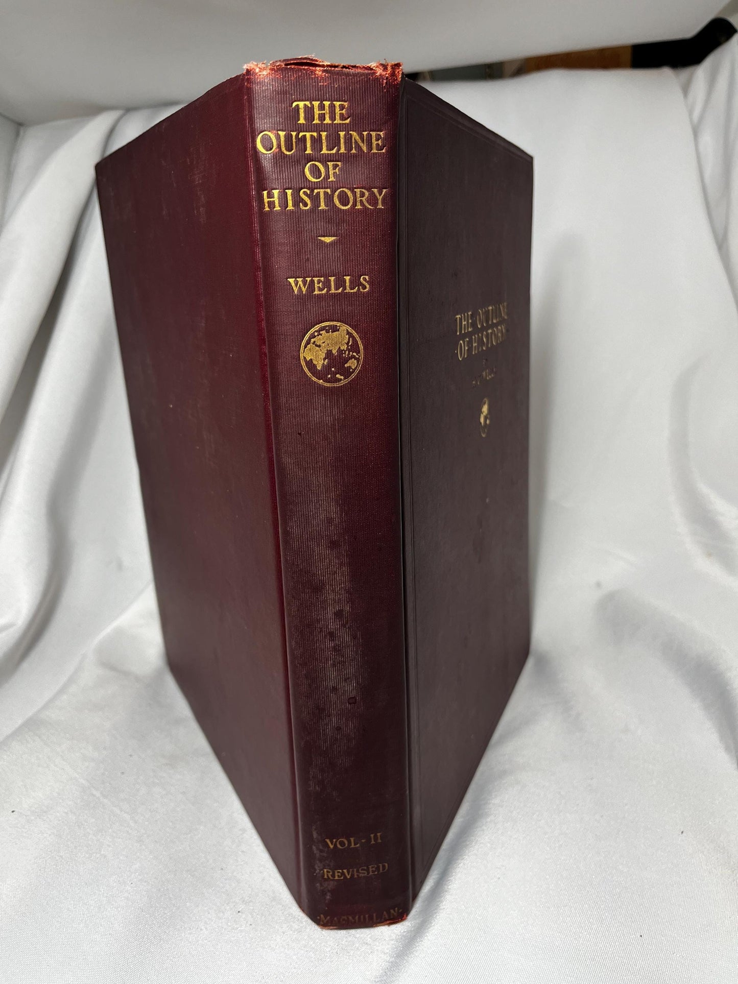 H.G. Wells History Book Set, The Outline of History Volumes I & II, 1926 Hardcover Edition