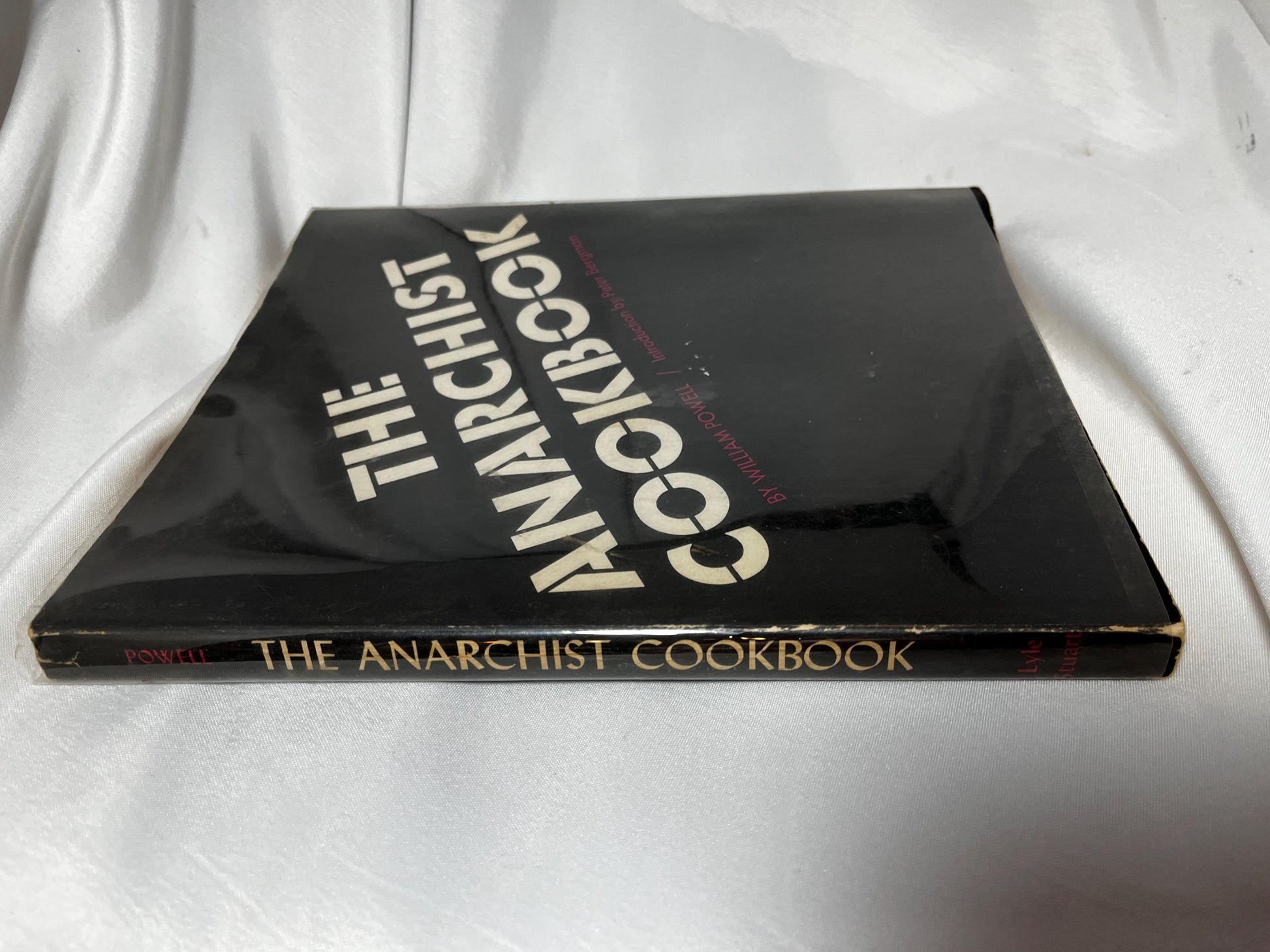 Vintage "Anarchist Cookbook" Softcover 1971, First Edition, Counterculture Classic, English US Language