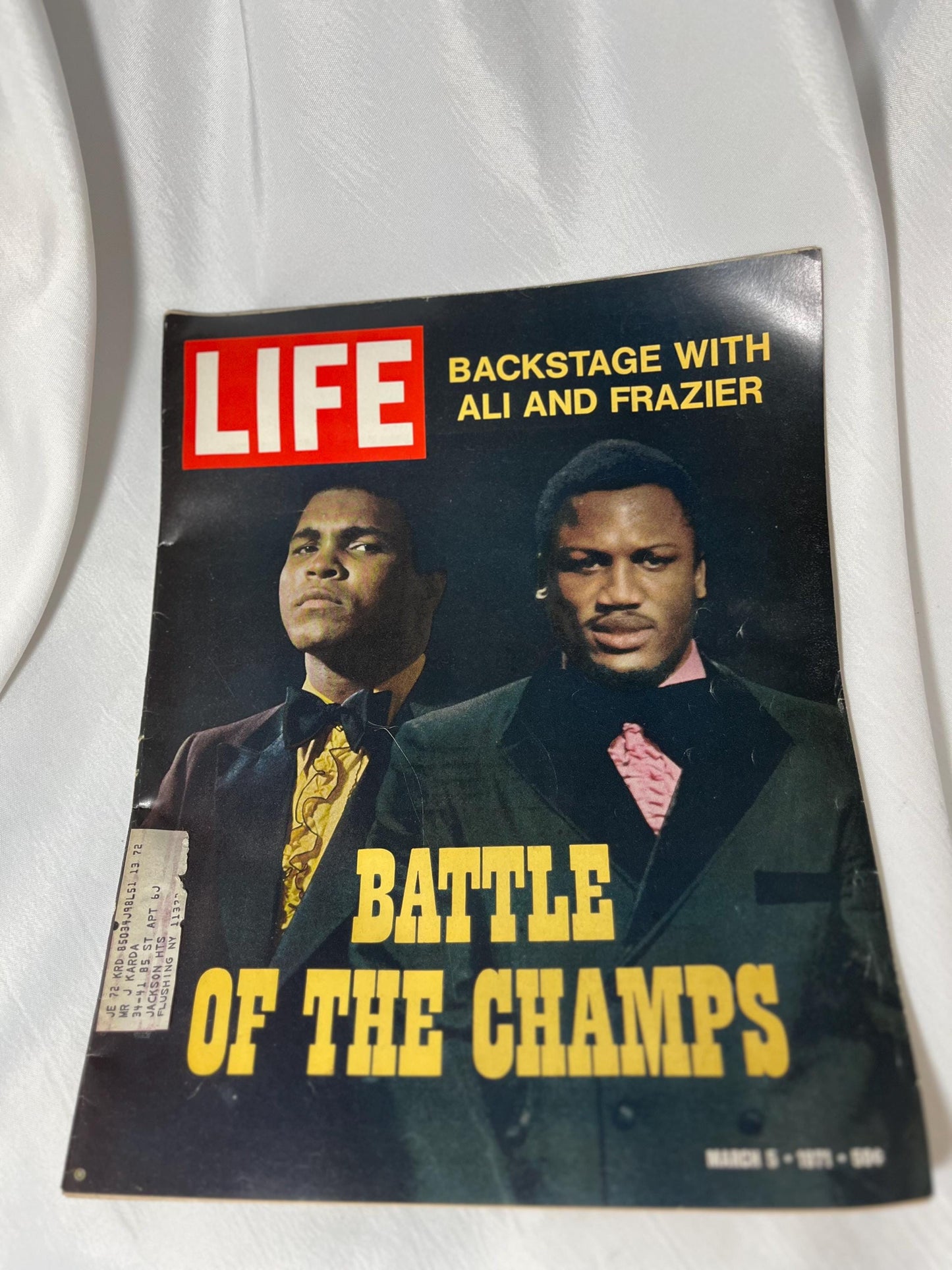 Vintage Life Magazine 1971 Ali Frazier Fight of the Century Cover, March 5 Issue, Boxing Memorabilia