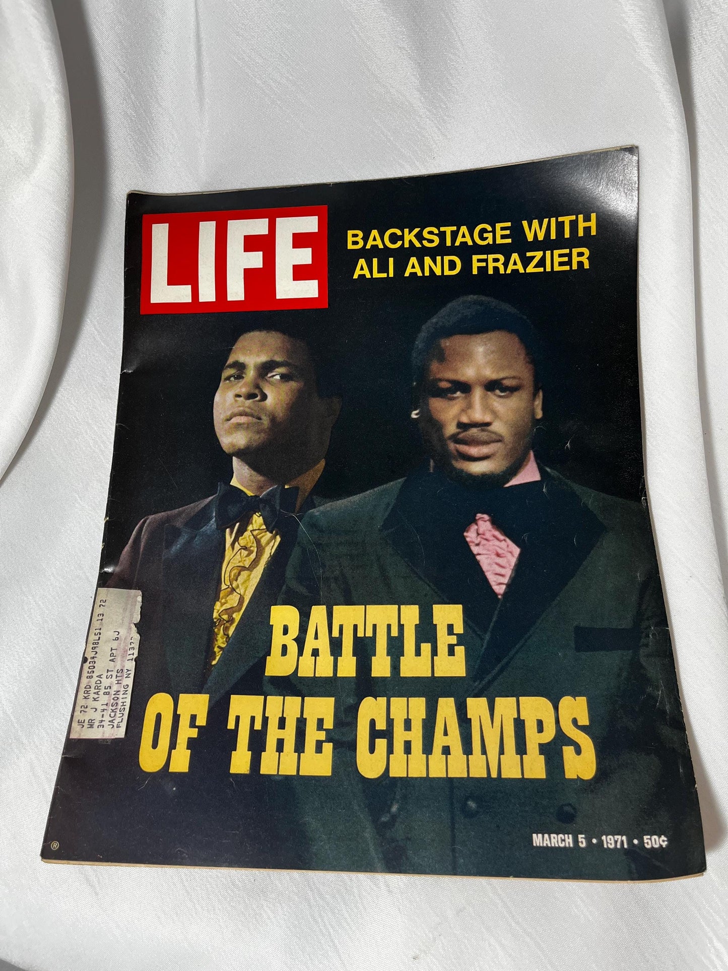 Vintage Life Magazine 1971 Ali Frazier Fight of the Century Cover, March 5 Issue, Boxing Memorabilia