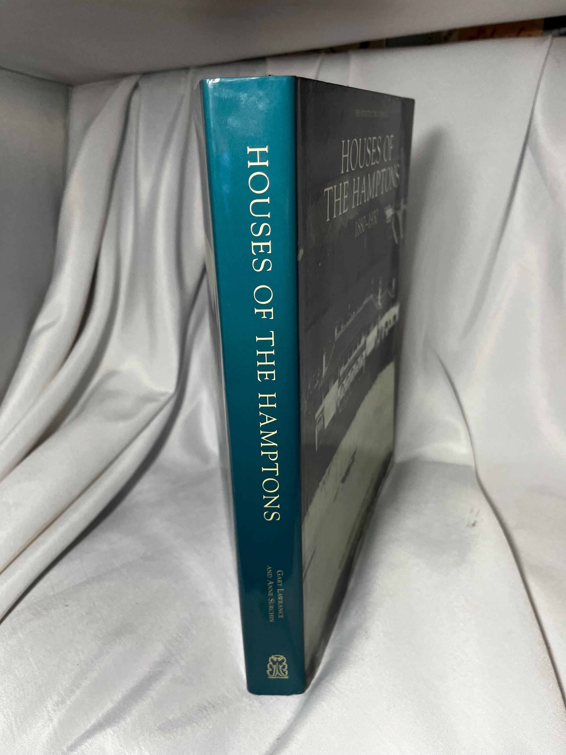 Houses of the Hamptons 1880-1930 Hardcover First Edition by Gary Lawrance, Anne Surchin, East End Long Island Photography