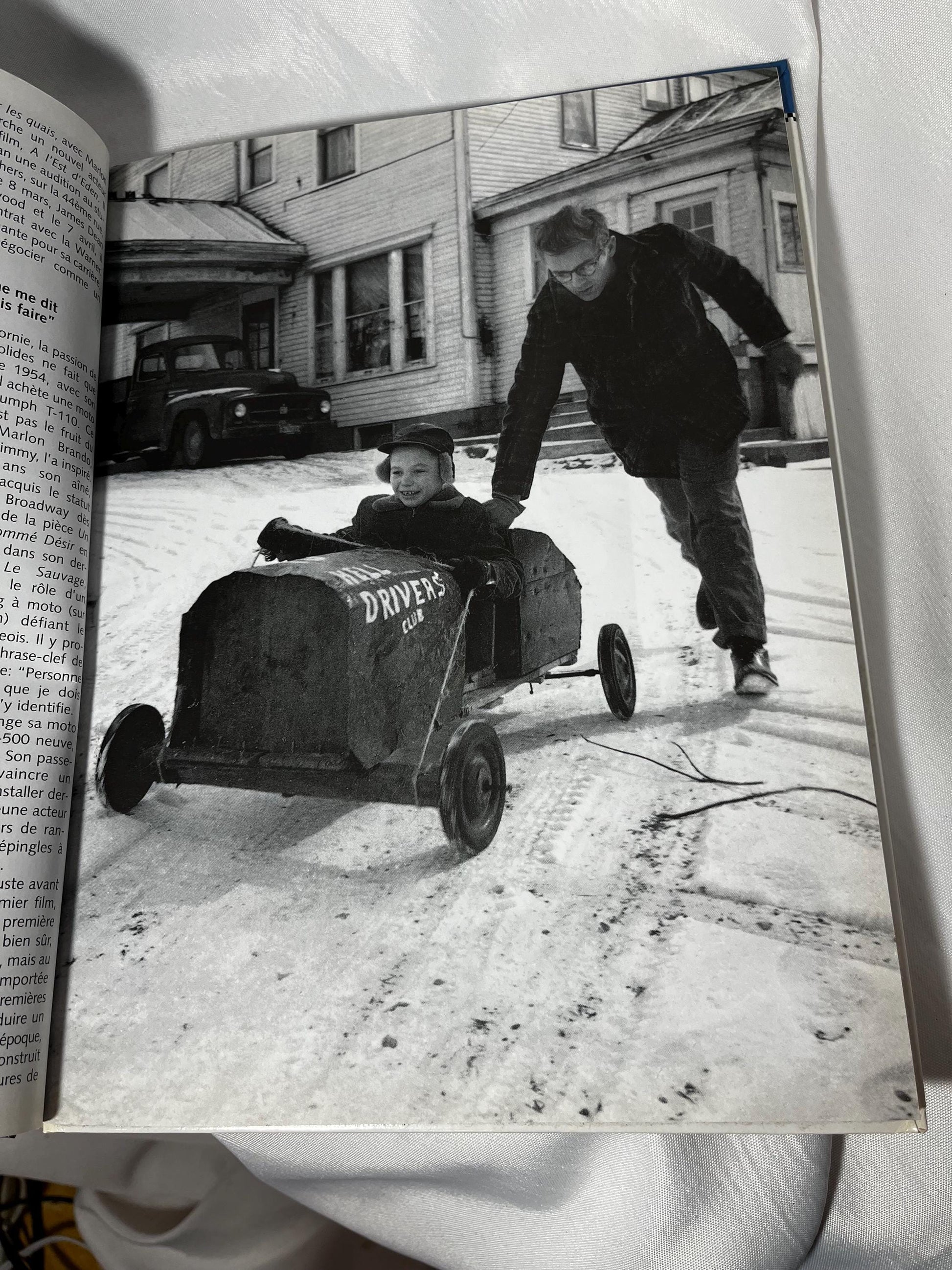 James Dean French Hardcover Book 1995, Le Passion Foudroyée, Car Enthusiast Gift, French Language Book