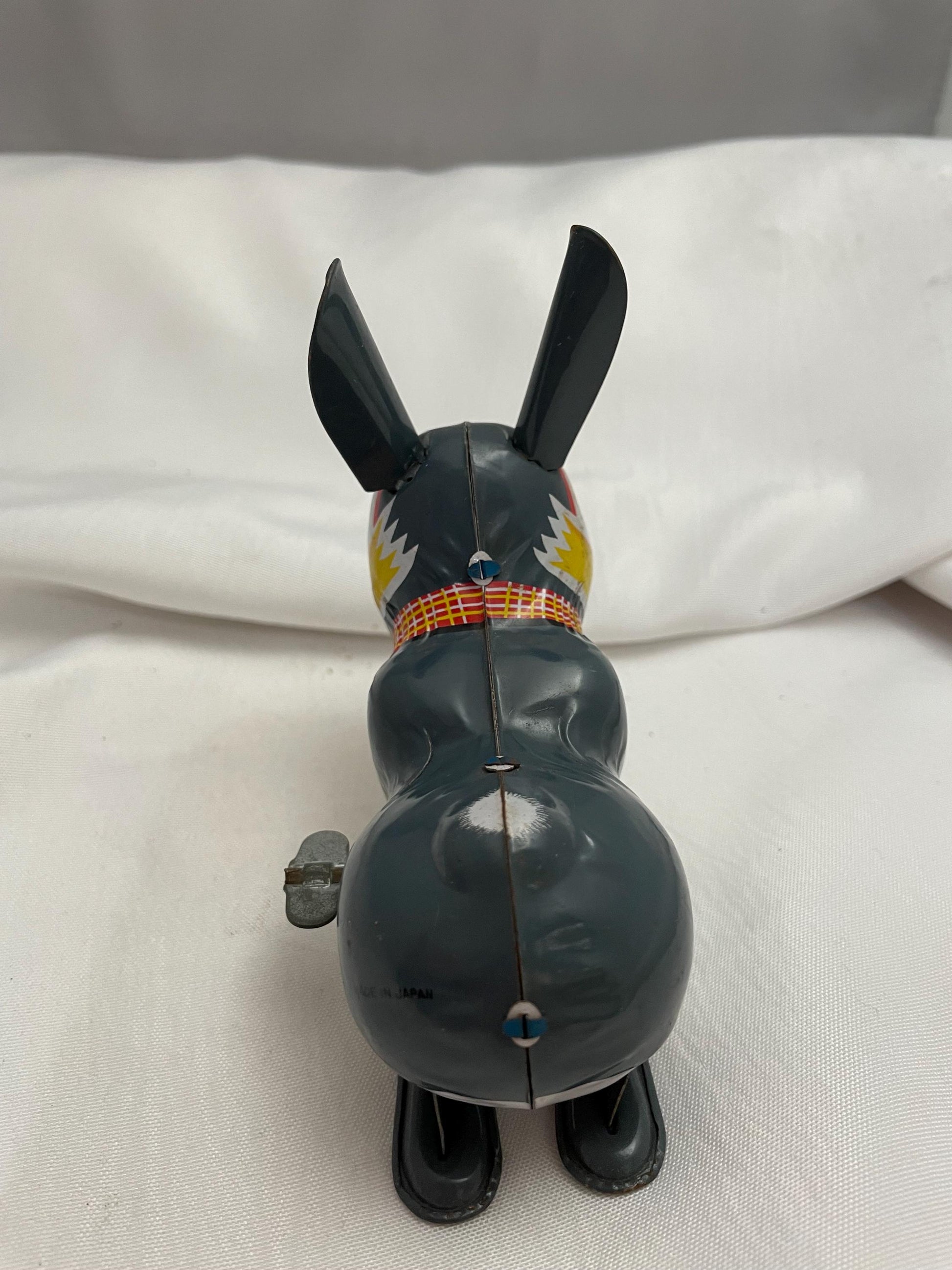 vintage tin toy wind up hopping rabbit