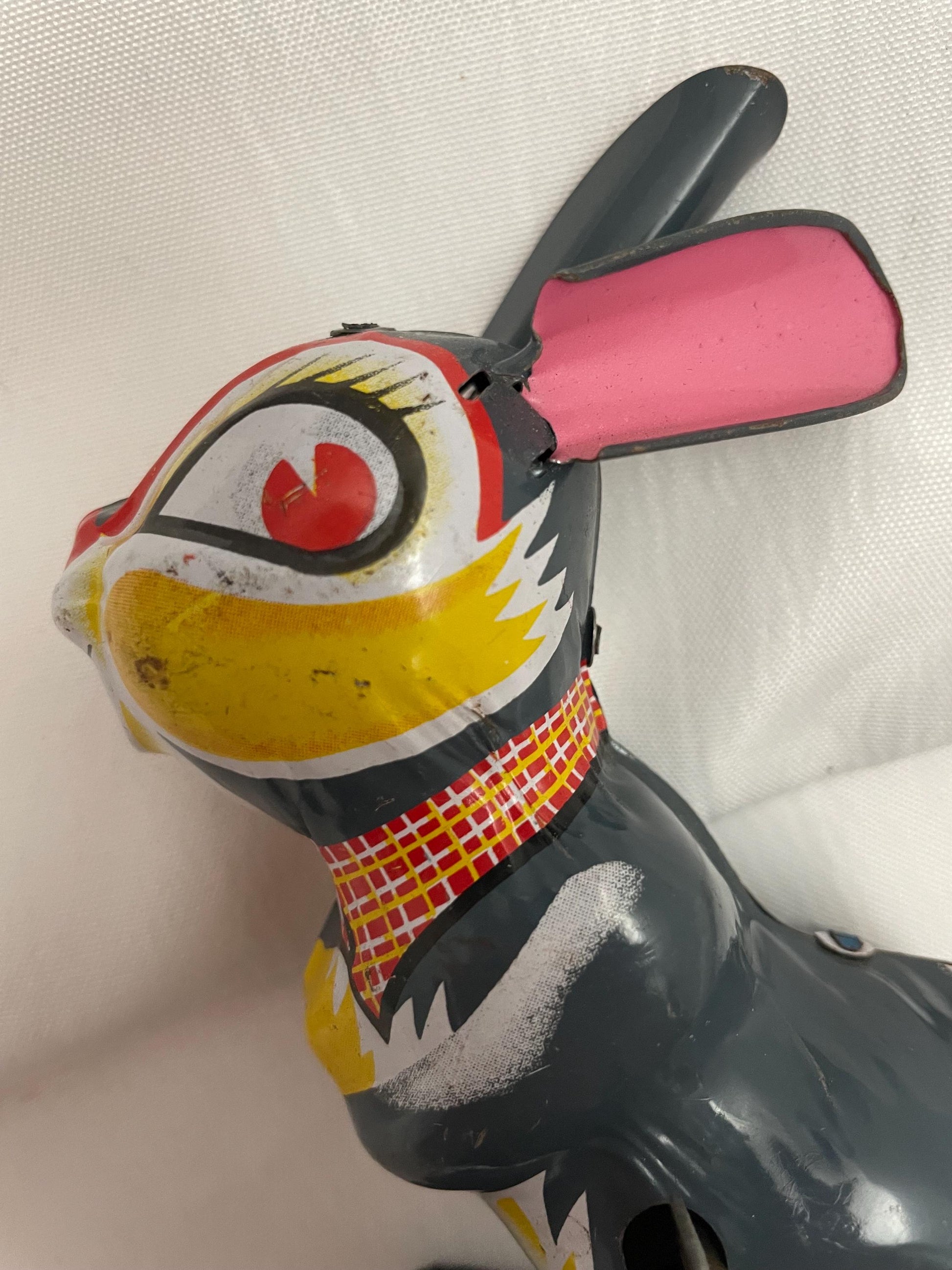 vintage tin toy wind up hopping rabbit