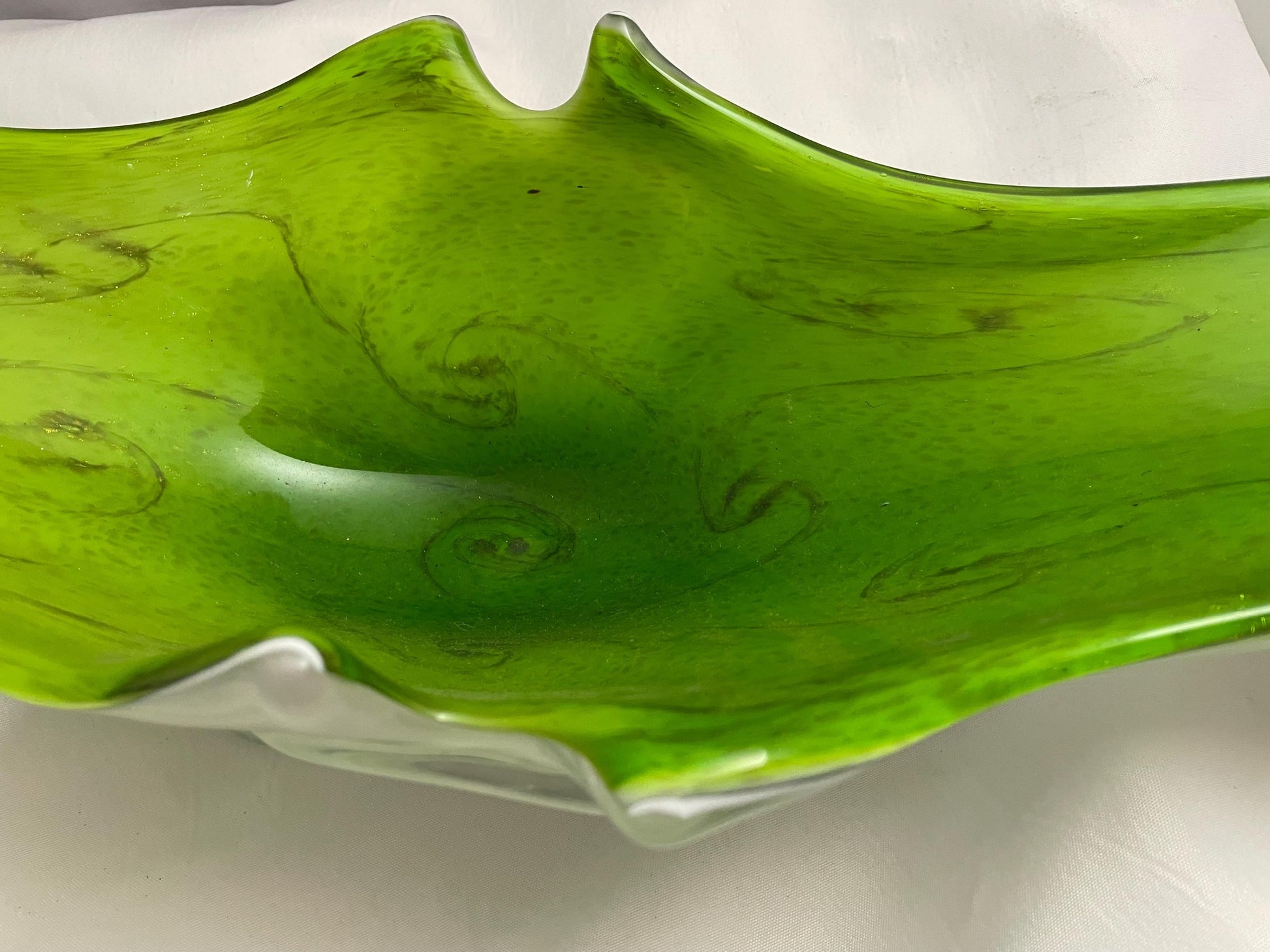 fratelli toso green venetian glass footed bowl