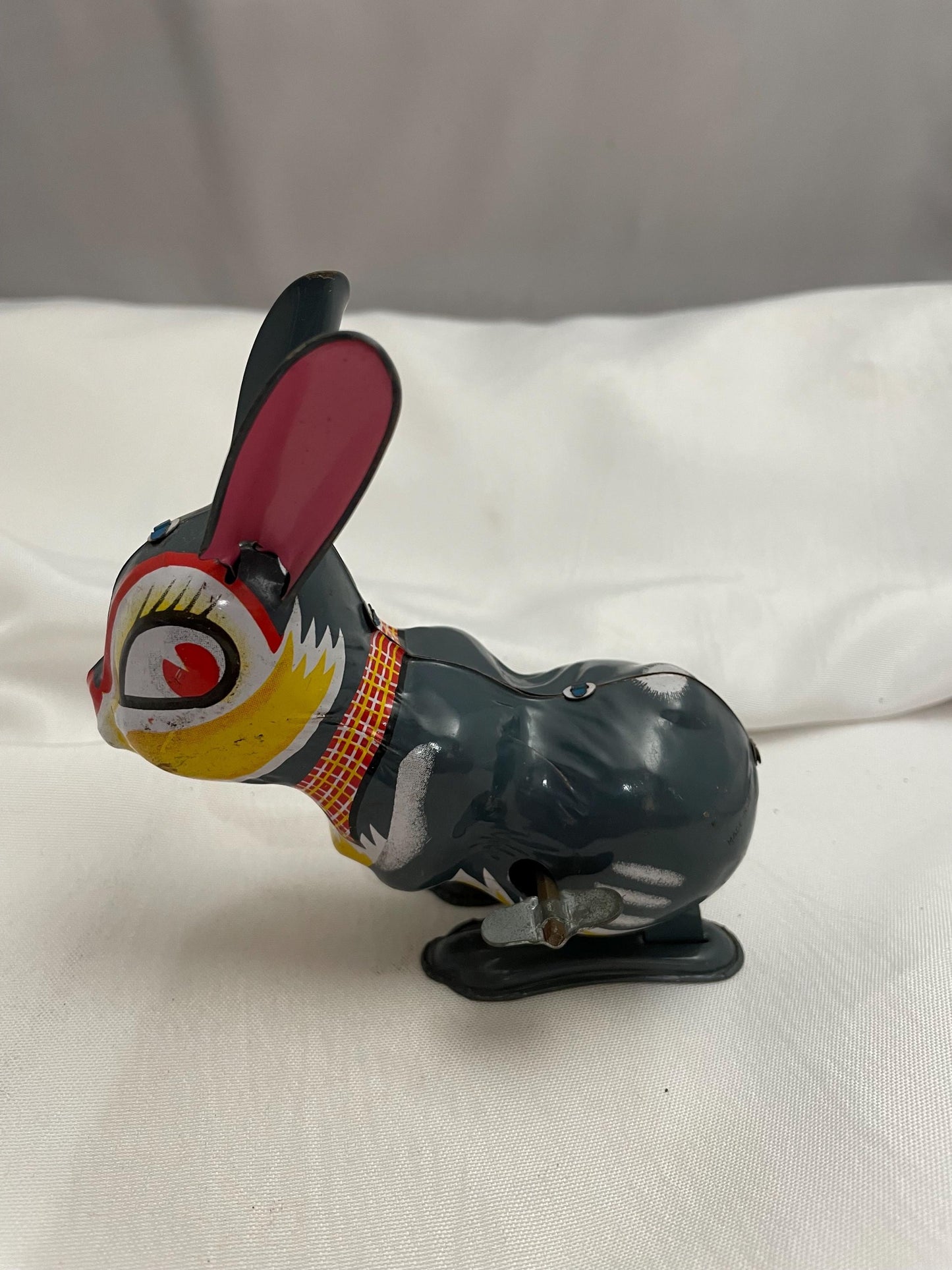 vintage tin toy wind up hopping rabbit