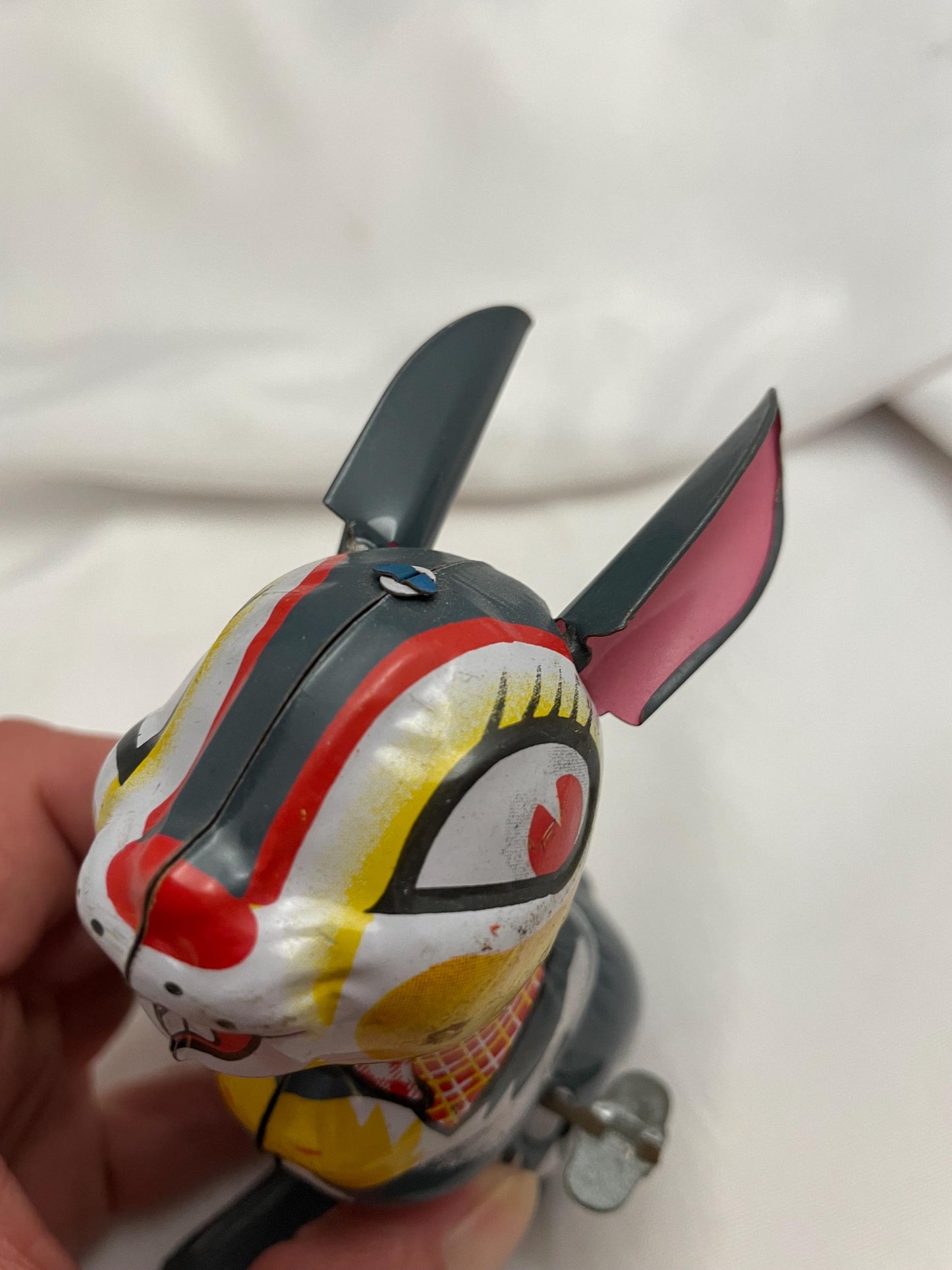 vintage tin toy wind up hopping rabbit