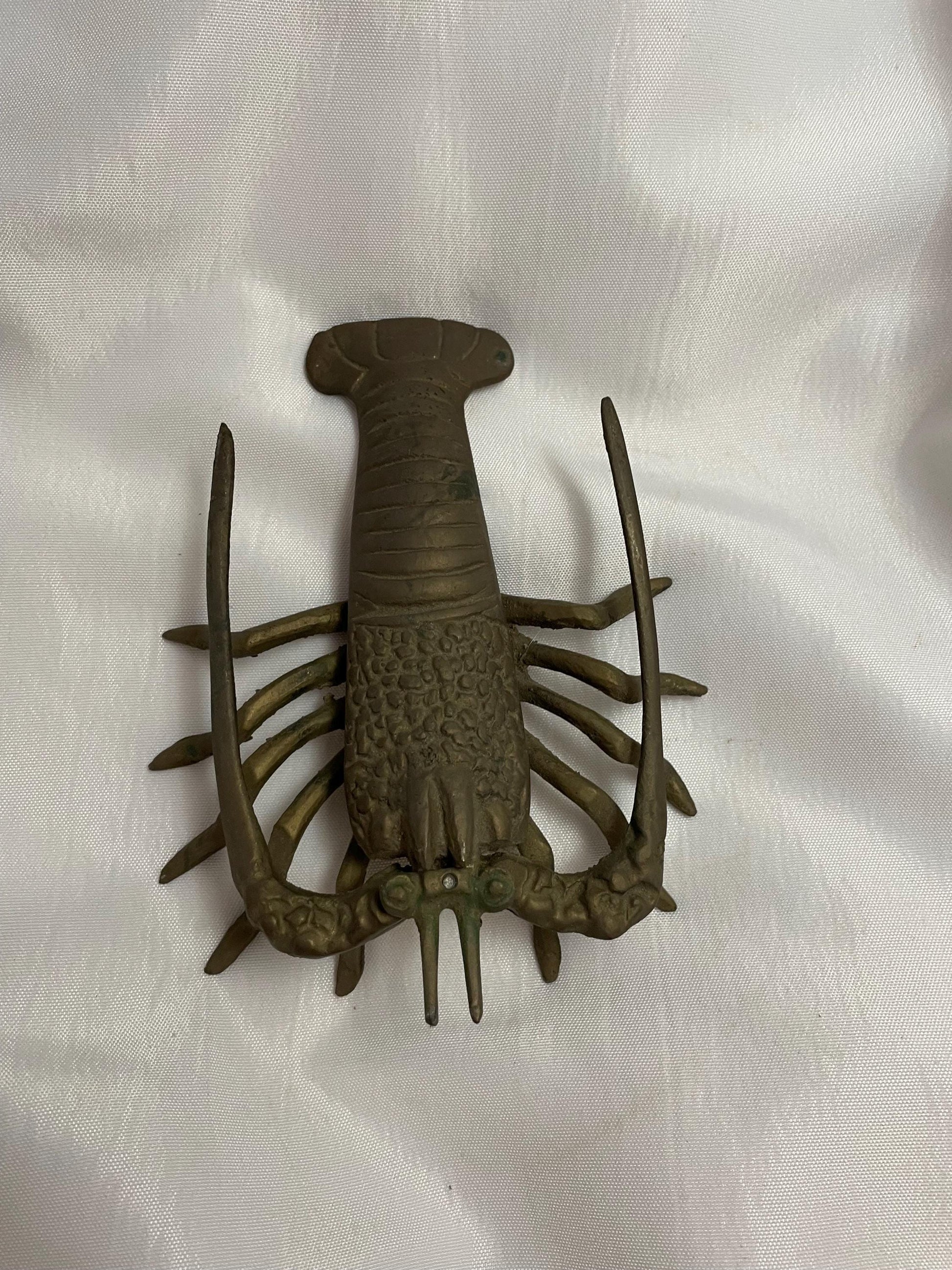 Vintage Mid Century Brass Lobster, crayfish Crustacean Prawn Figurine.