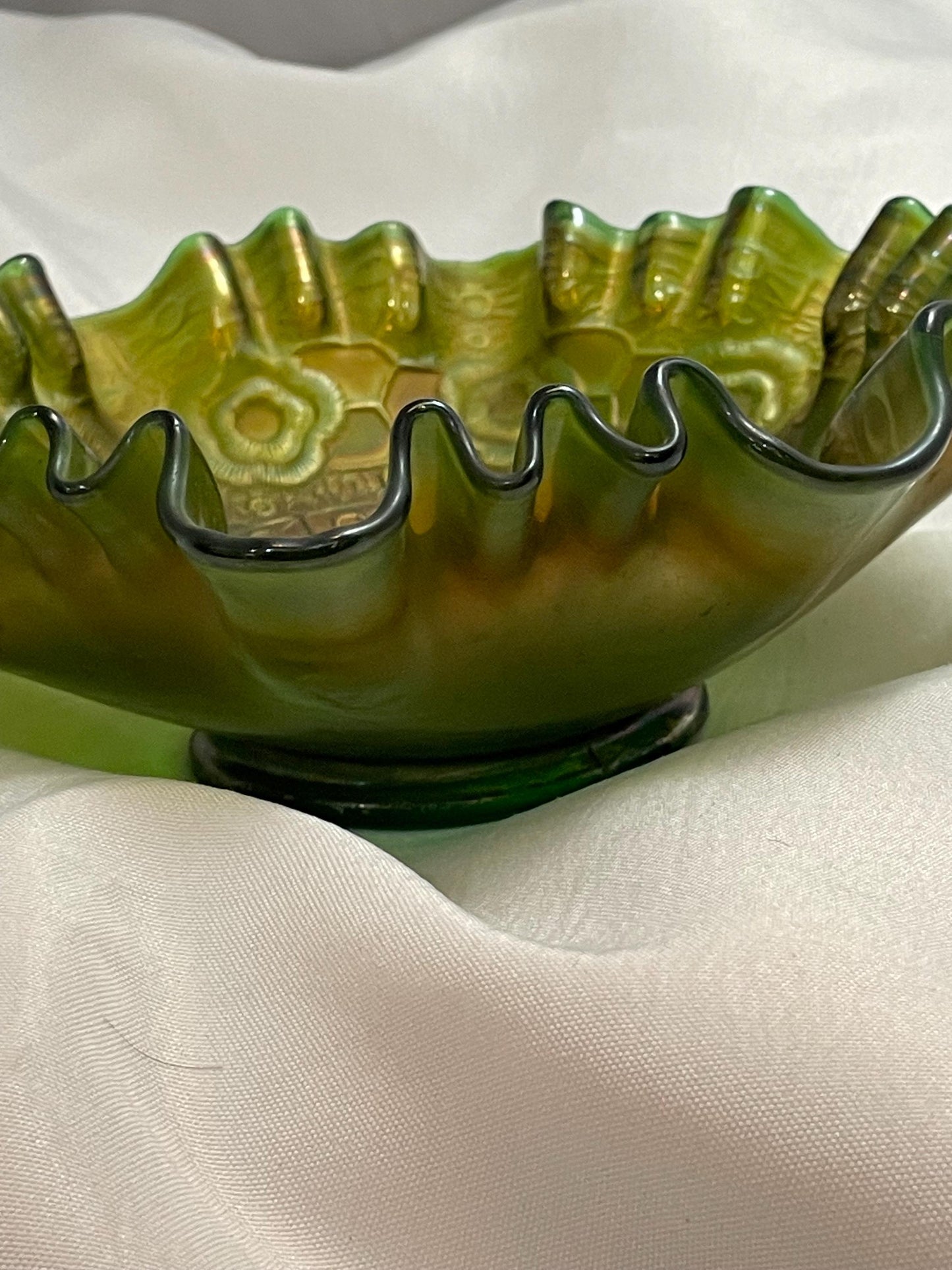 Vintage Ruffle crimped ribbon green candy Carnival Glass bowl.