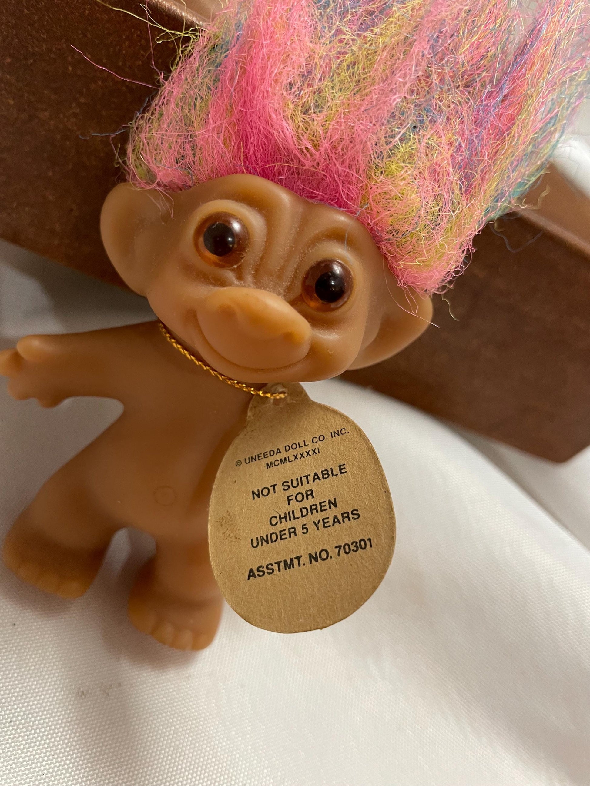 Vintage Uneeda Good Luck Wishnik Troll doll. 21/2”. Rainbow hair.