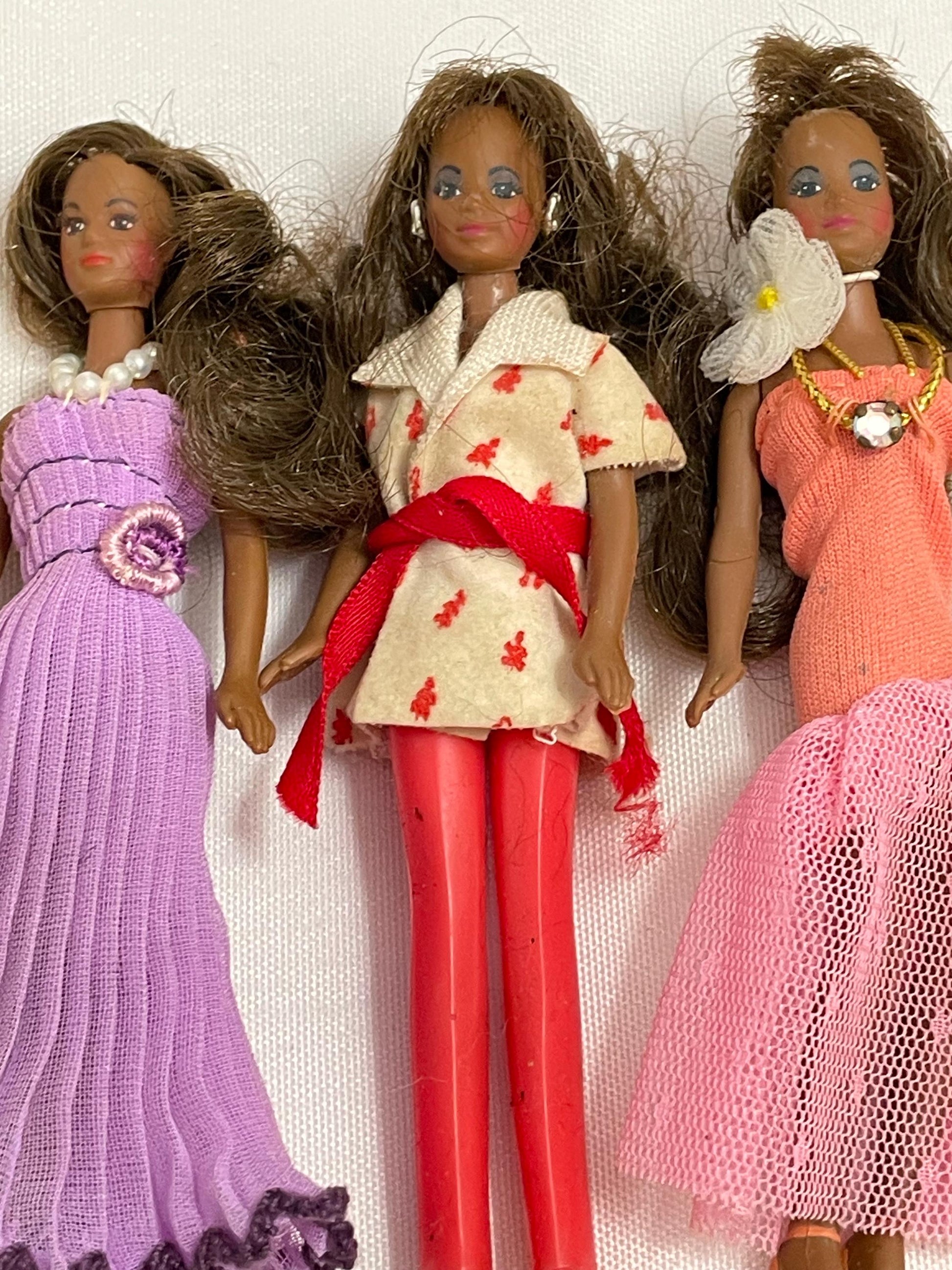 Vintage Kenner Glamour Gals collectibles . Poseable and Bendable dolls. 30.00 each or all 8 for 200.00.