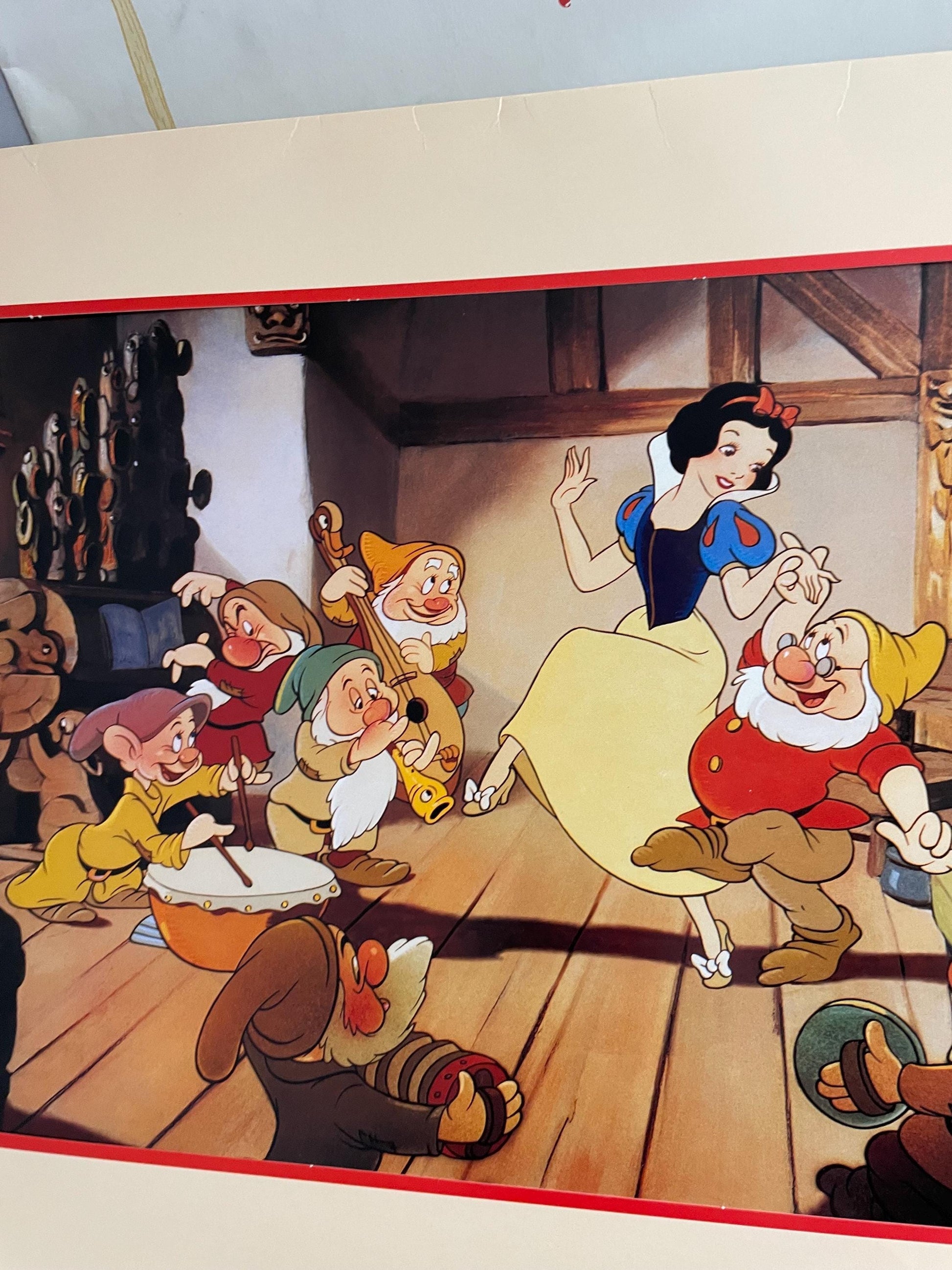 Disney’s Classic Snow White and the seven dwarf’s Exclusive Commemorative Lithograph 1994.