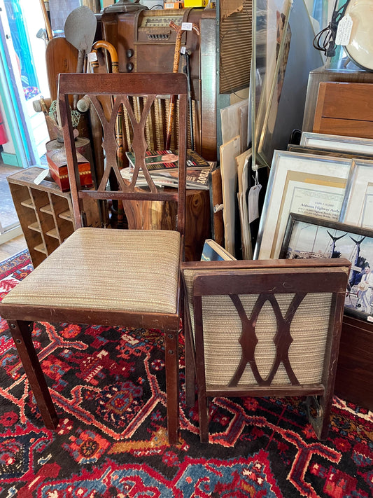 Set of 2 Folding Legomatic Vintage chairs. 1940’s