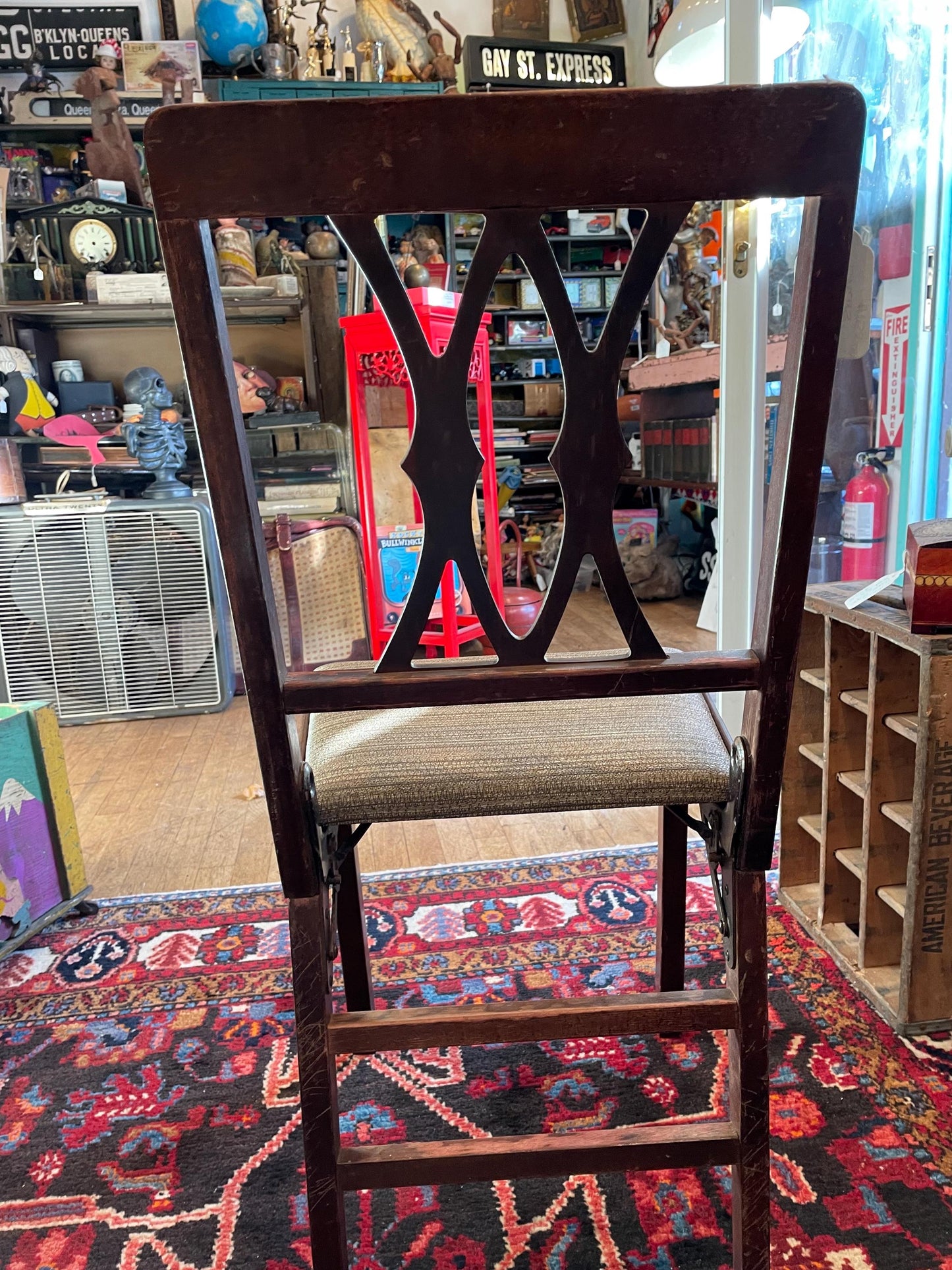 Set of 2 Folding Legomatic Vintage chairs. 1940’s