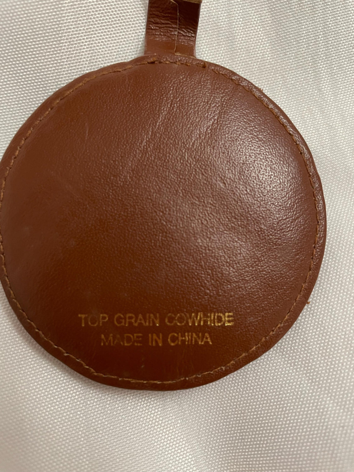 Vintage Oggi Domani Accessory wrist watch. gold. Genuine Cowhide Leather mounted. unable to determine if it works.