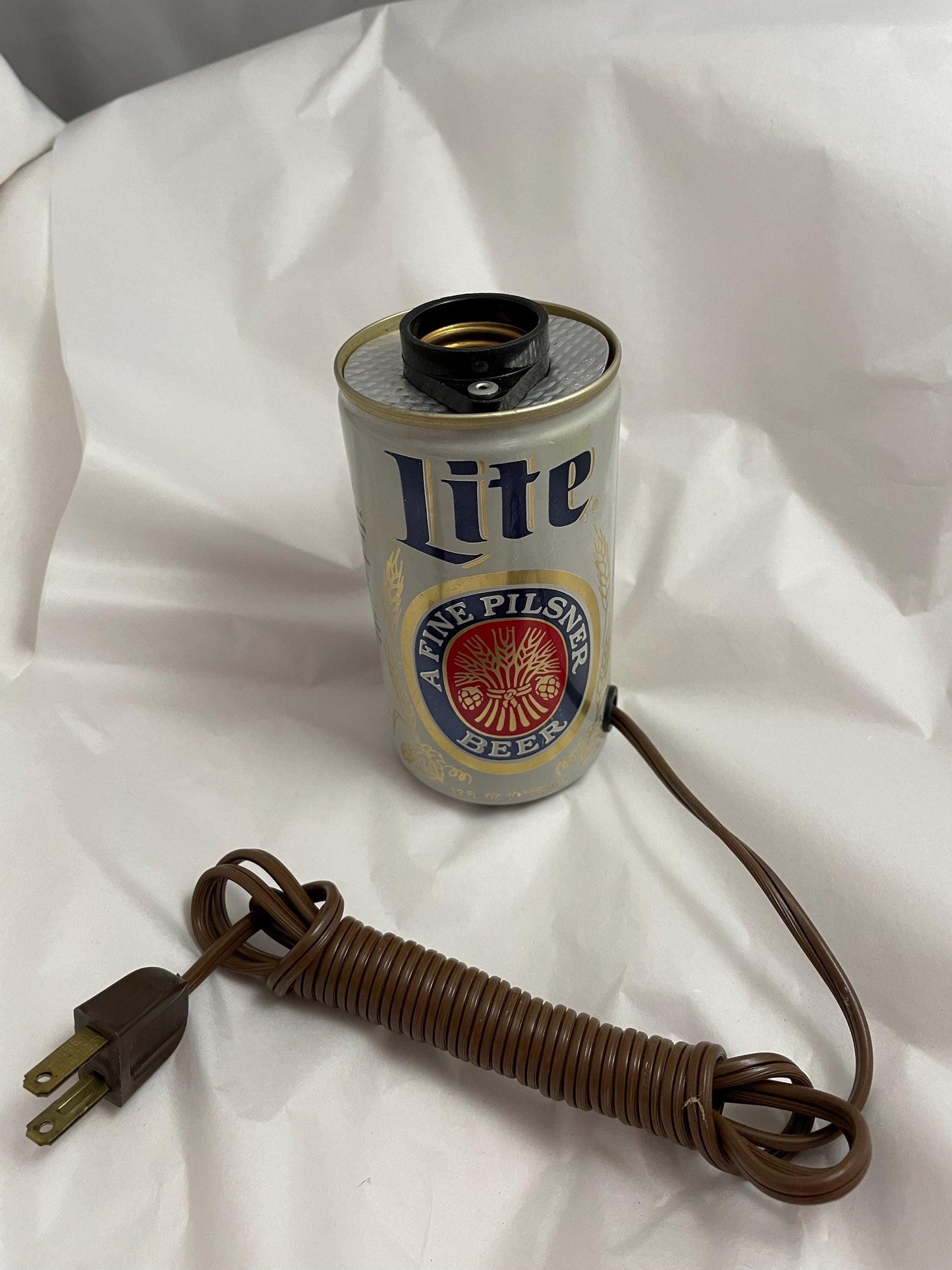 Vintage Pilsner Lite Electrical Light. needs Bulb. working.