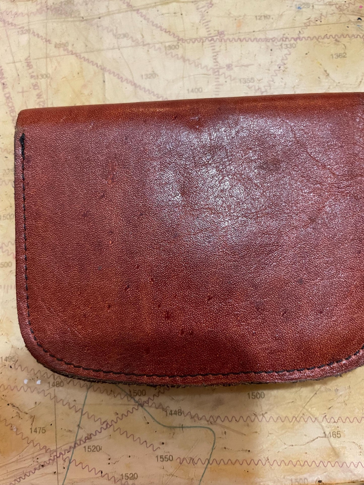 Vintage Genuine Sandalwood cowhide small Wallet.