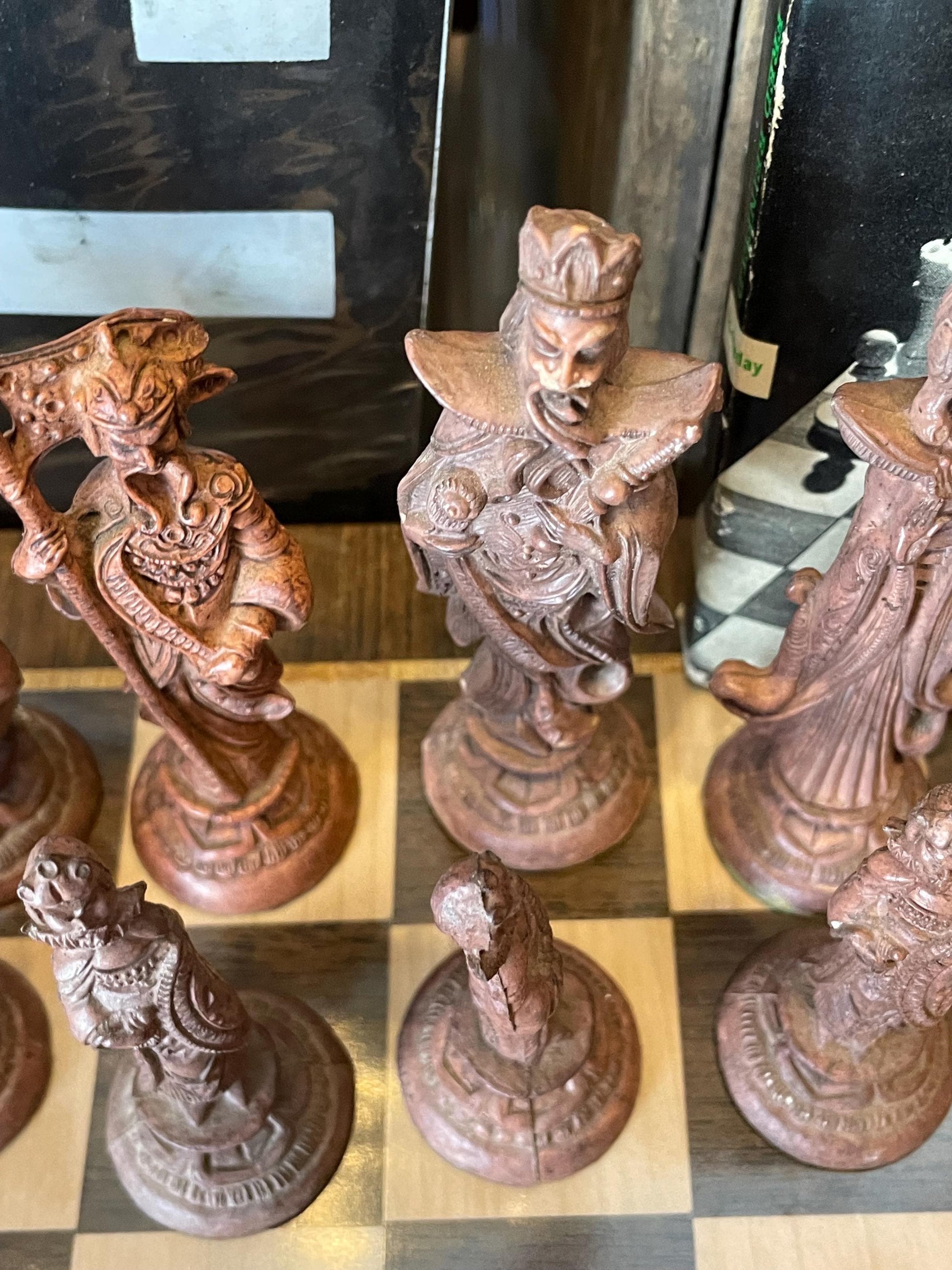 Vintage Chess Set w/ Board and Carrying case. 2 chess pieces need bottoms fixed but intacted .