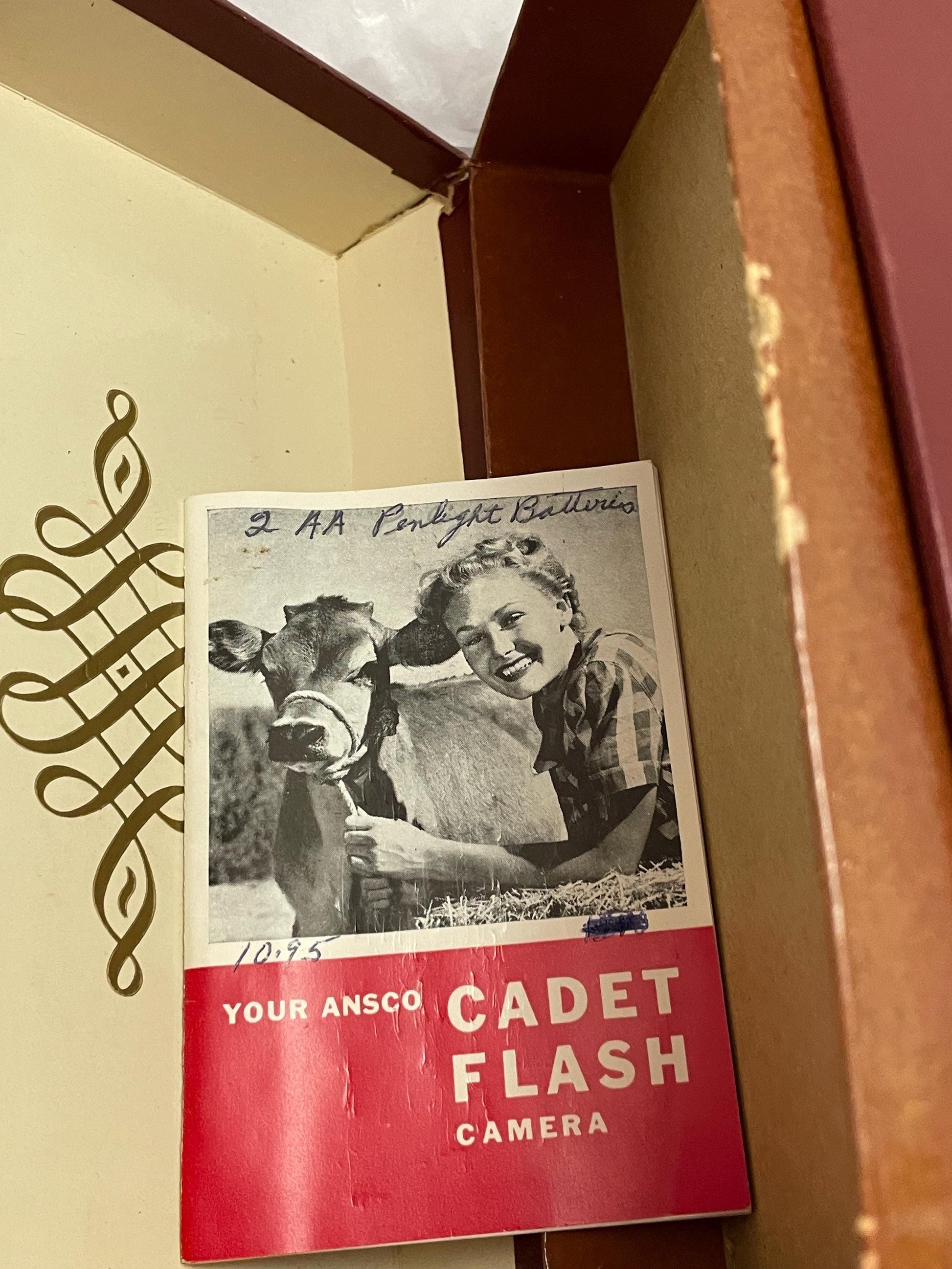 Vintage Anesco Cadet Flash Camera. W/ Original instructions sheet and boxed.