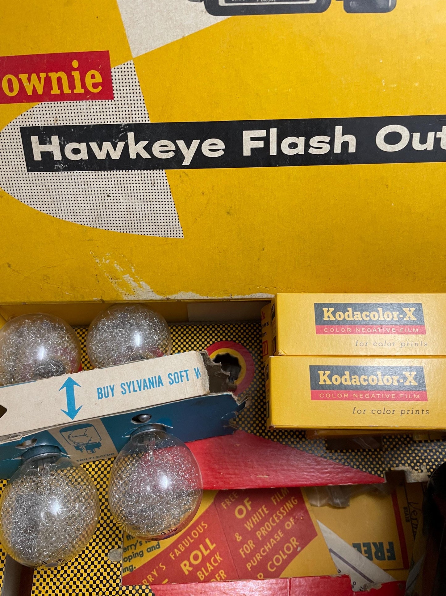 Vintage Kodak Brownie Hawkeye camera. In its original box. Flash Model. Extra Bulbs and Film included.