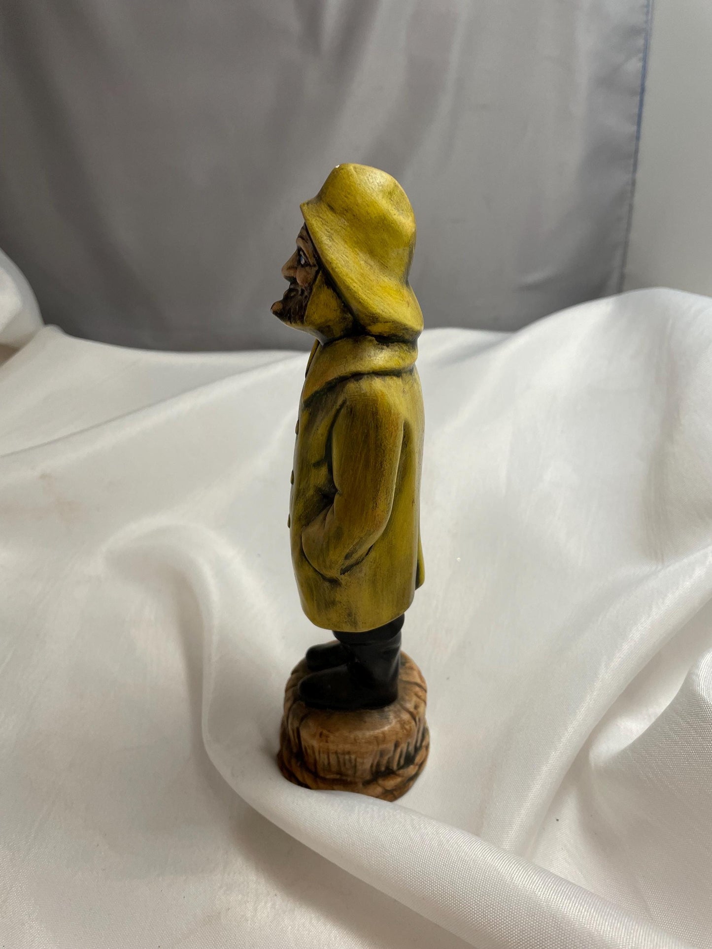 Vintage Ceramic Old Sailor Captain Figurine.