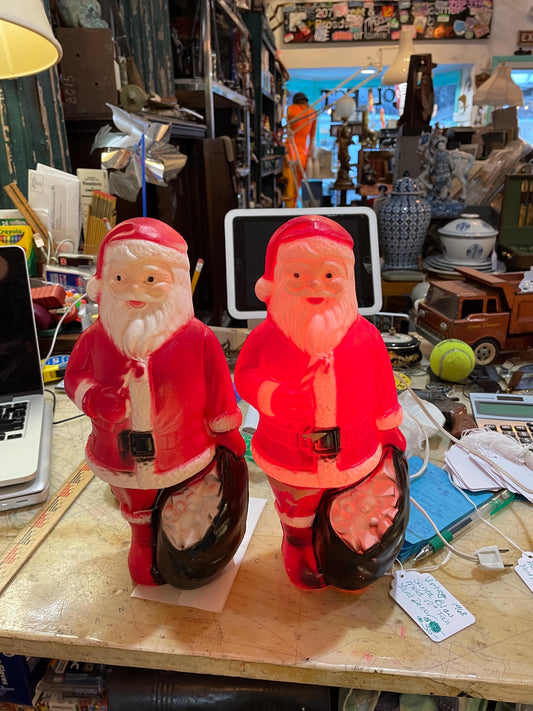 Vintage 1968 Santa blow mold Light up 12” yard decor. 35.00 each