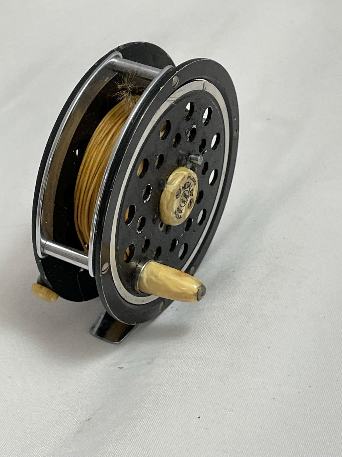 Vintage pflueger Medalist 1495 Fishing reel.