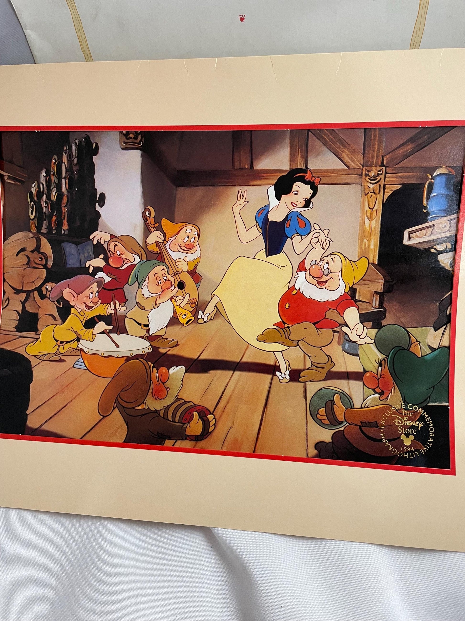 Disney’s Classic Snow White and the seven dwarf’s Exclusive Commemorative Lithograph 1994.