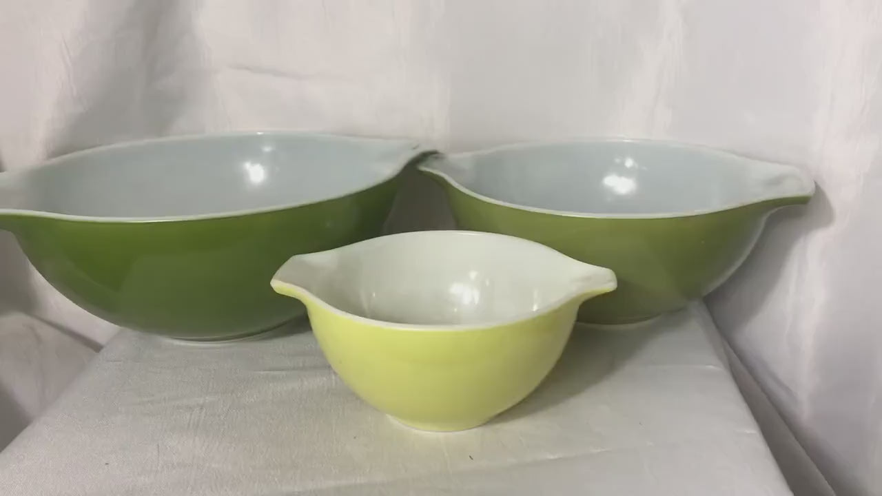 Vintage Green Porcelain Mixing Bowls | Set of 3 | Home & Living