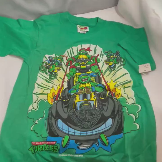 Teenage Mutant Ninja Turtles Collectible T shirt. child  medium.